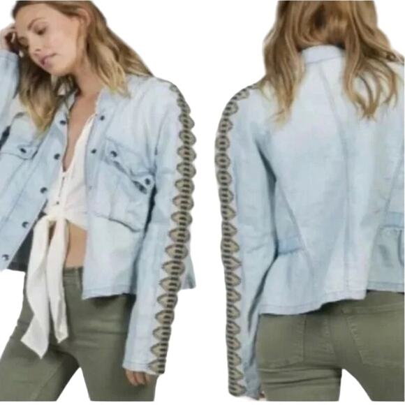 Free People Denim Jacket Sz XS EMBROIDERED BEADED Light Blue Boho Gypsy Bohemian